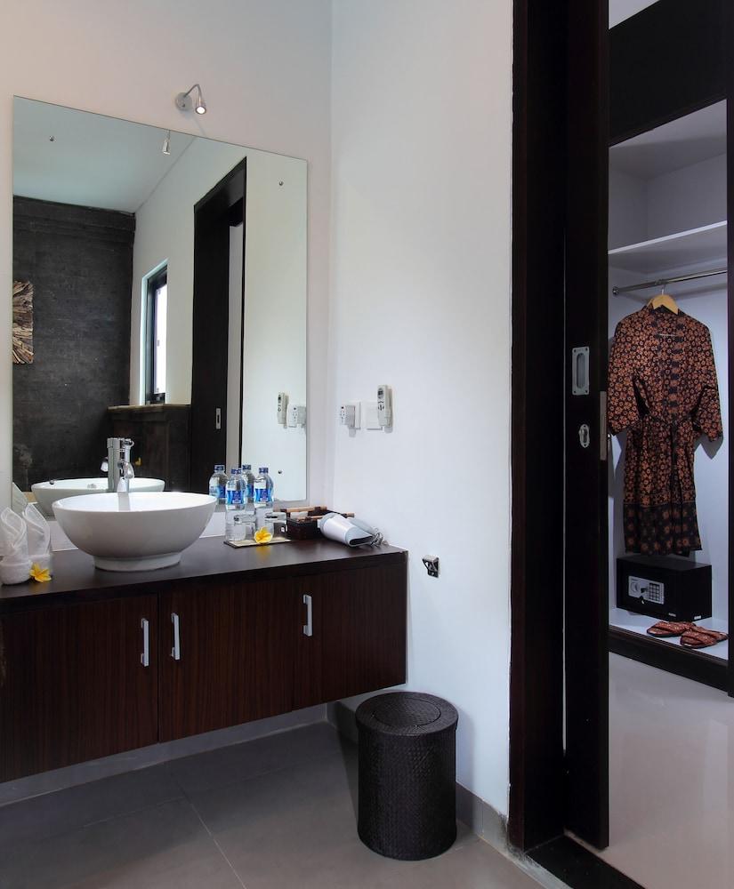 Agata Villas Seminyak מראה חיצוני תמונה